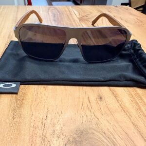 Westwood Matte Gray Frame Sunglasses with Brown Wood-Style Temples